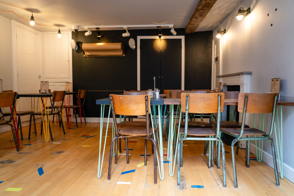 inside colchester honey and harvey cafe